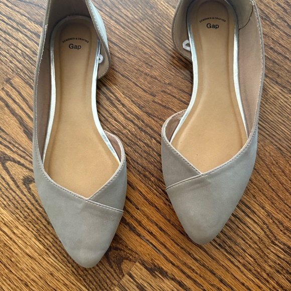 Gap Women’s pointed toe flats - Picture 2 of 3